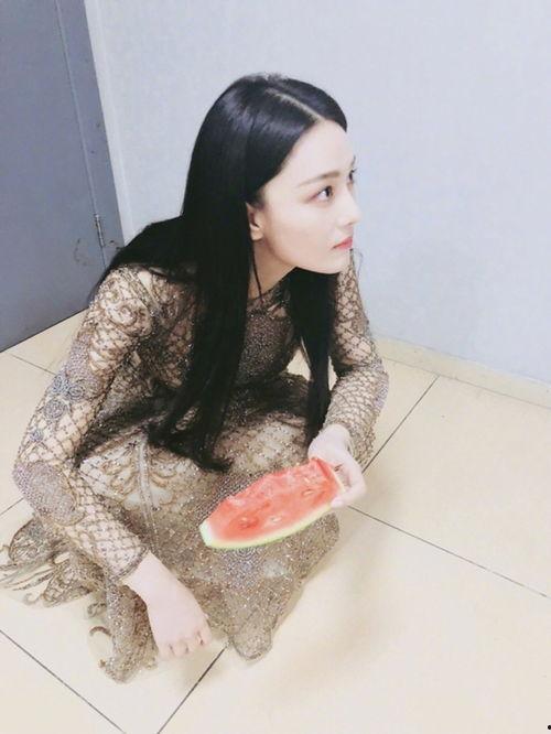 雯淇吃瓜,揭秘娱乐圈幕后故事